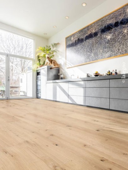 Reliefni oljen hrastov rustik parket BREHAT