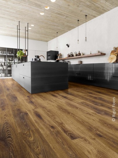 Vinil SPC klik dimljen hrast JESI v prostoru