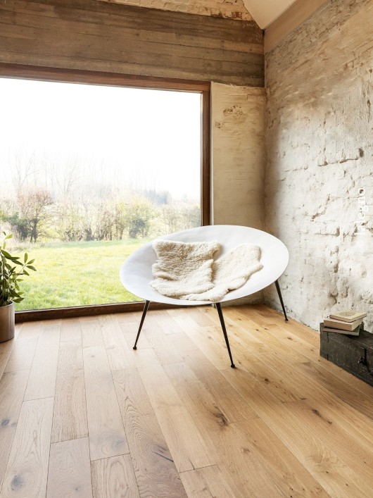 Mat lakiraniran hrastov rustik parket SPARTA ambient