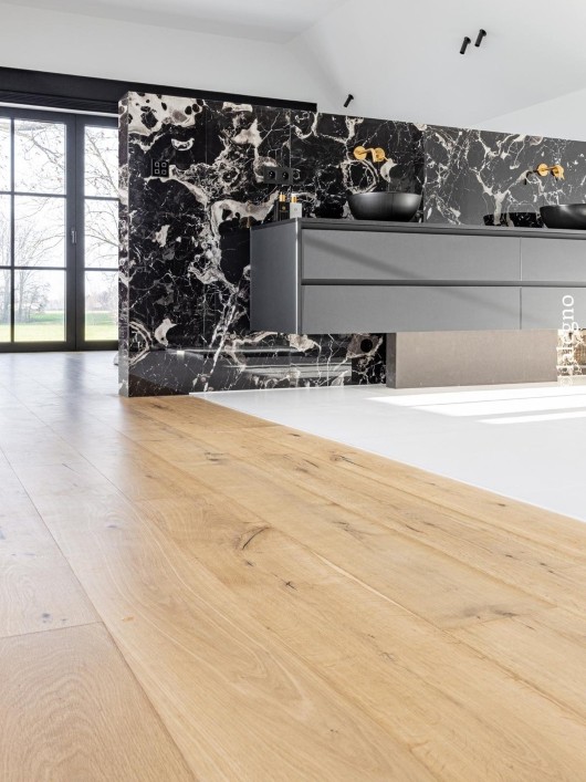 Nevidno oljen hrastov rustik parket OXFORD ambient