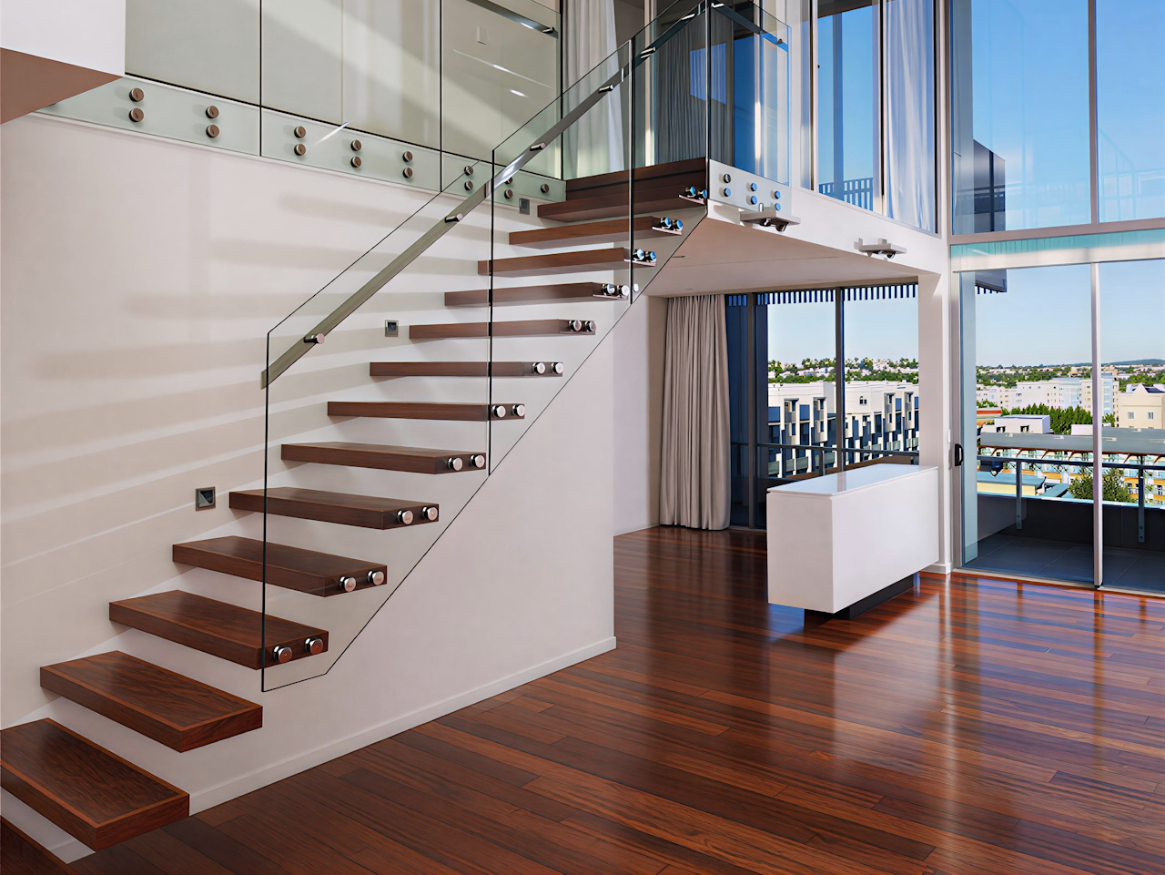 Konzolne stopnice oblečene v parket.